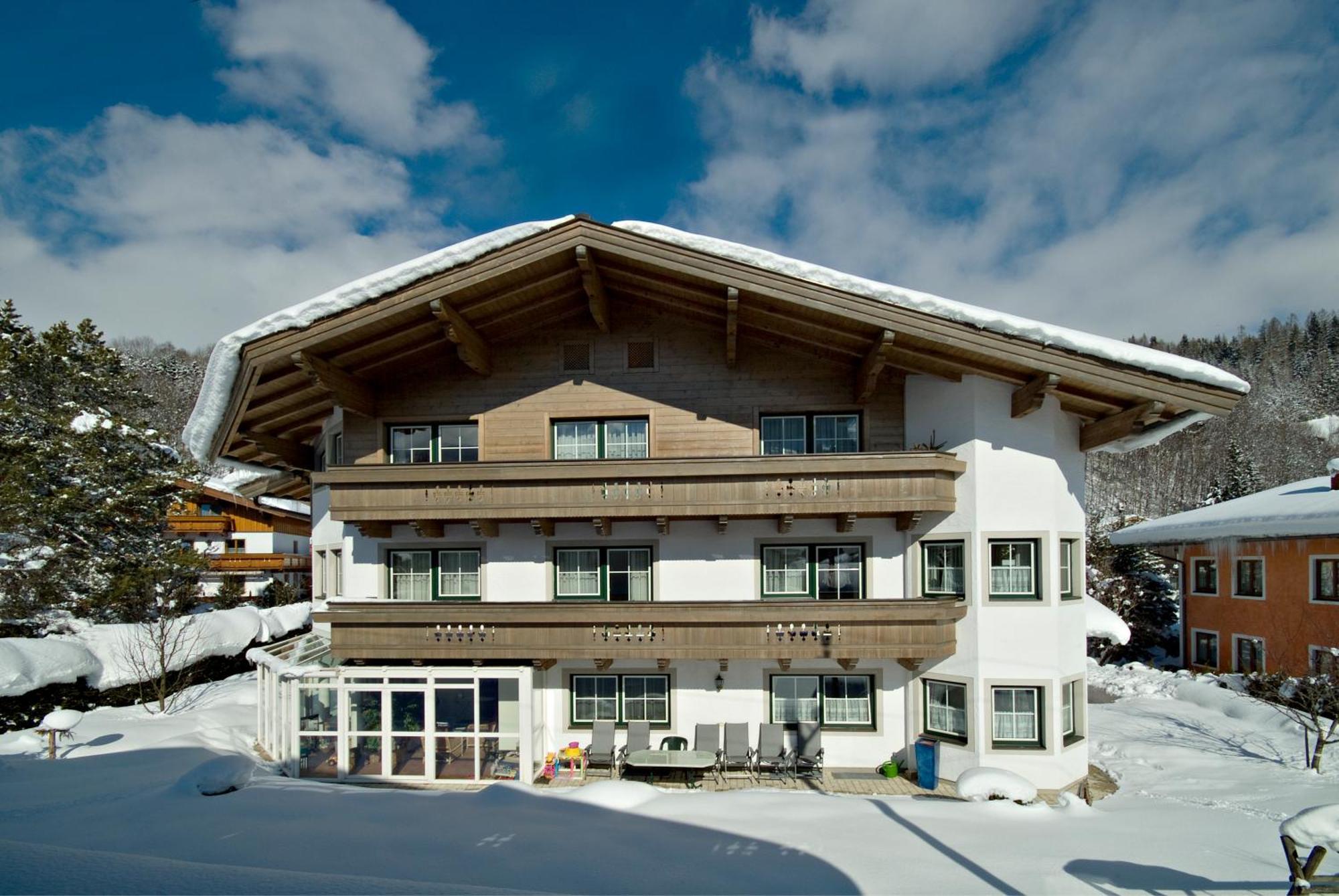 Appartements Familie Grundner Leogang Exterior foto